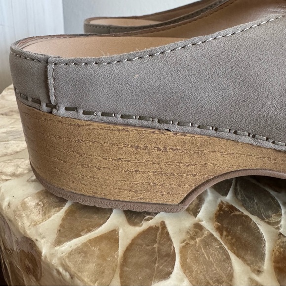 Dansko Britney Stone Nubuck Leather Mule Clogs size 40 - Picture 4 of 10